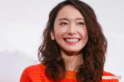新垣結衣「なりたい顔No.1」に返り咲き!美容外科医に聞いた、いくらで“ガッキー顔”になれる?